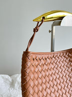 Winter New Arrival | Sardine Metal Handle Clutch