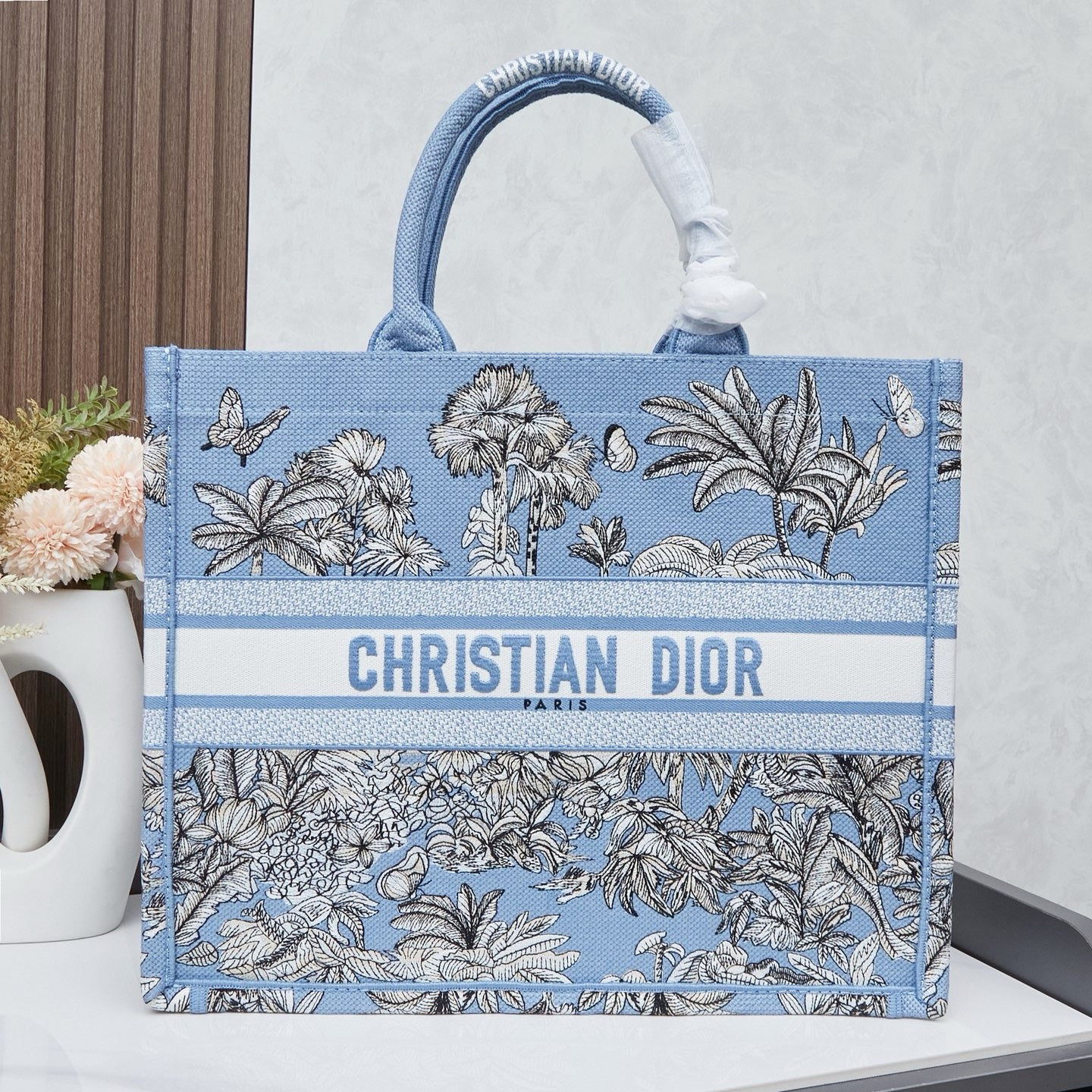 D Book Tote ( Beige Coconut Tree )