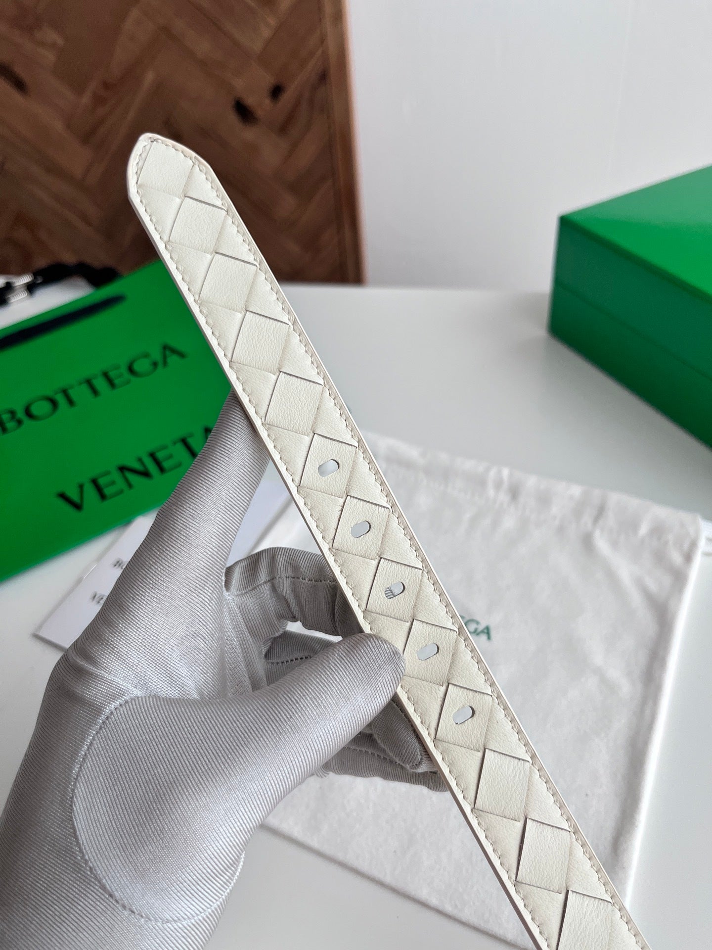 2025 New Woven Leather Belt — Small Grid Hand-Weave Design