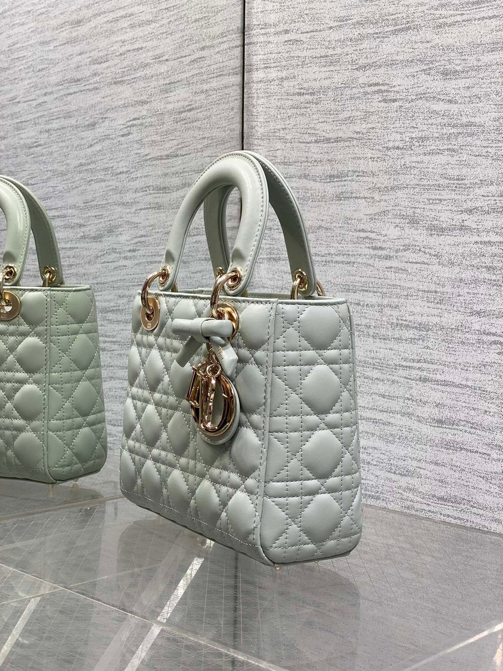 Classic Bow Top Handle Bag 🎀- Premium Quality