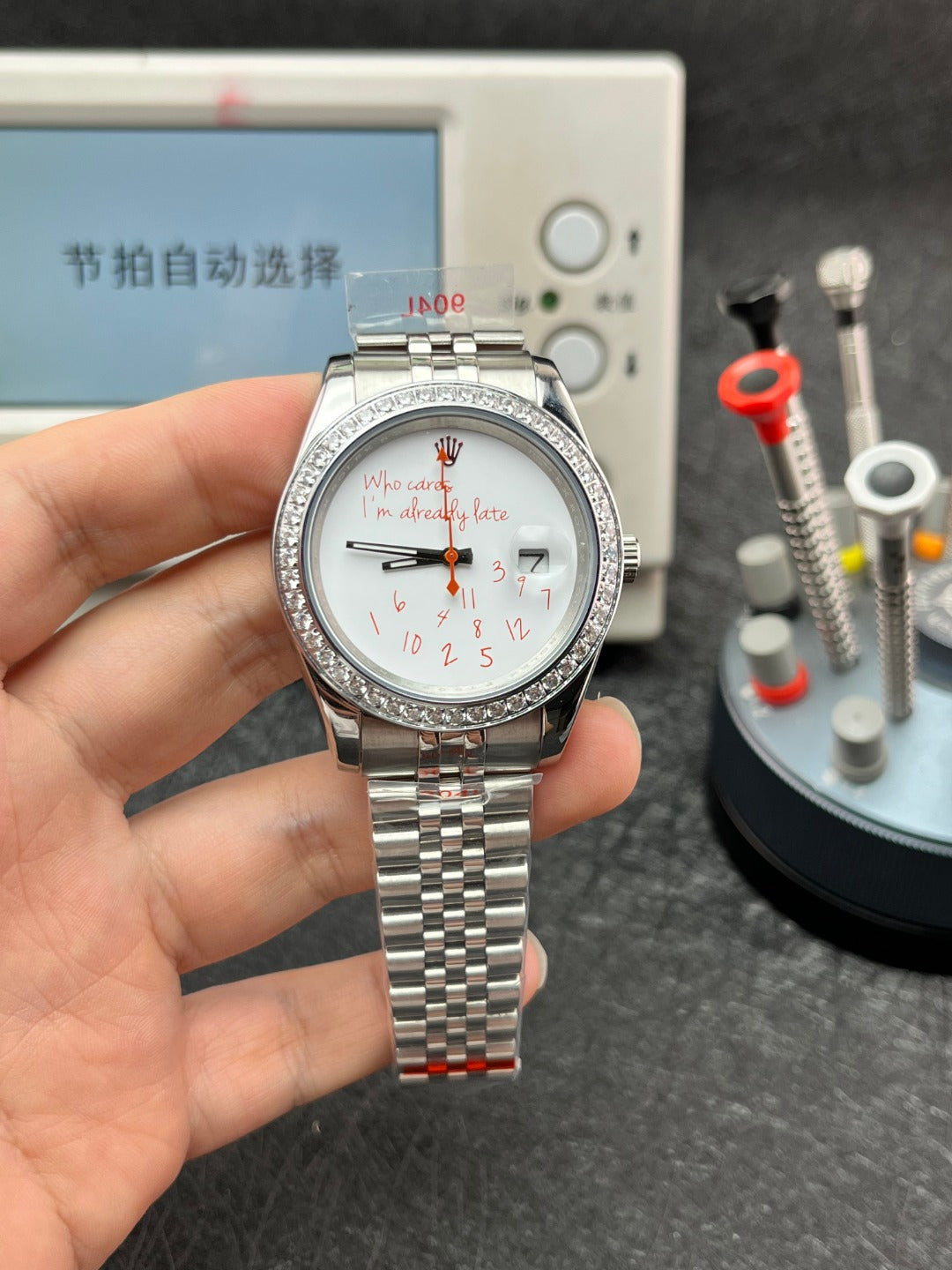 conic Day-Date Style Automatic Watch