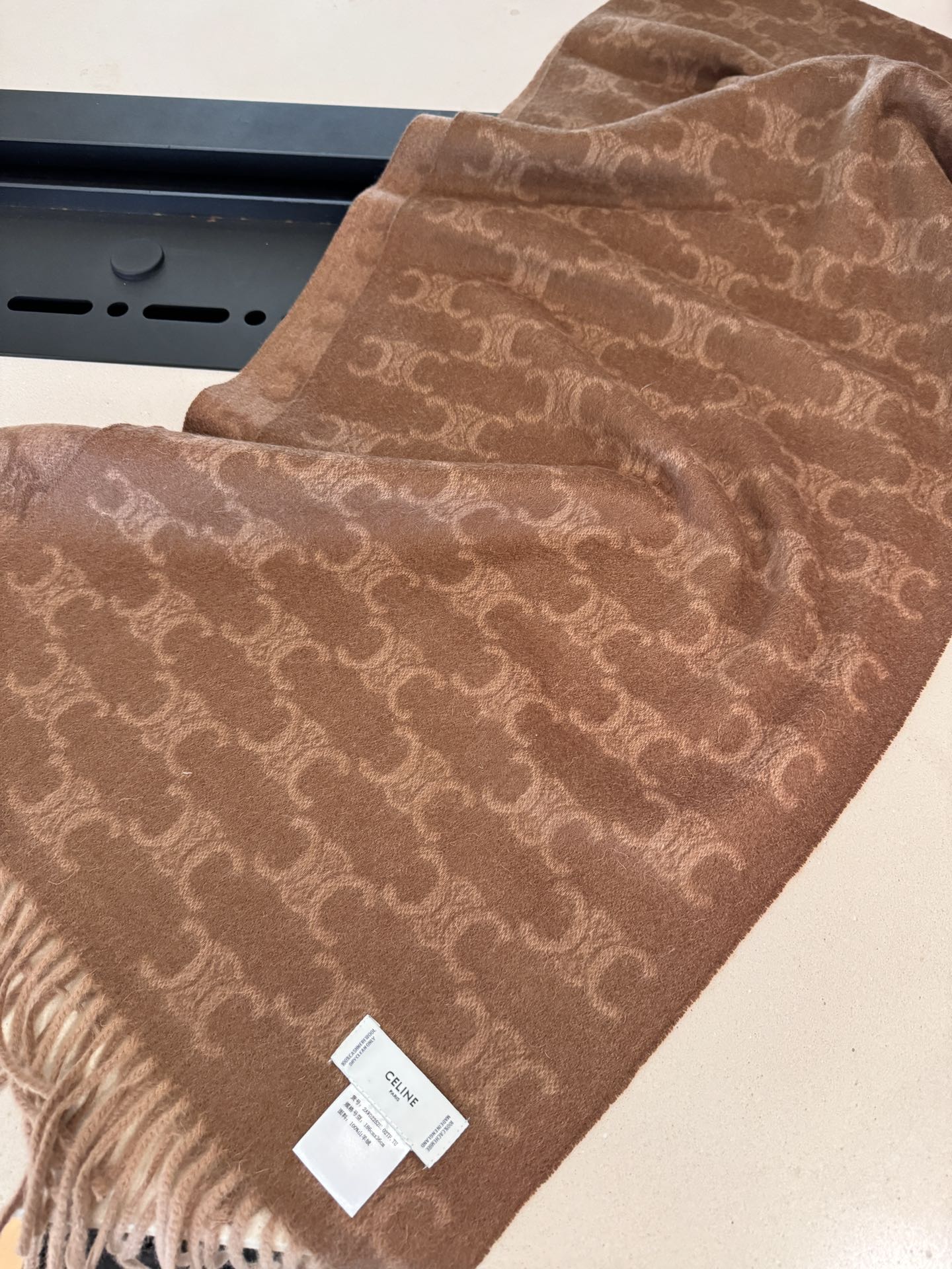Luxury Double-Sided Contrast Cashmere Scarf — 100% Cashmere — 36 × 190 cm