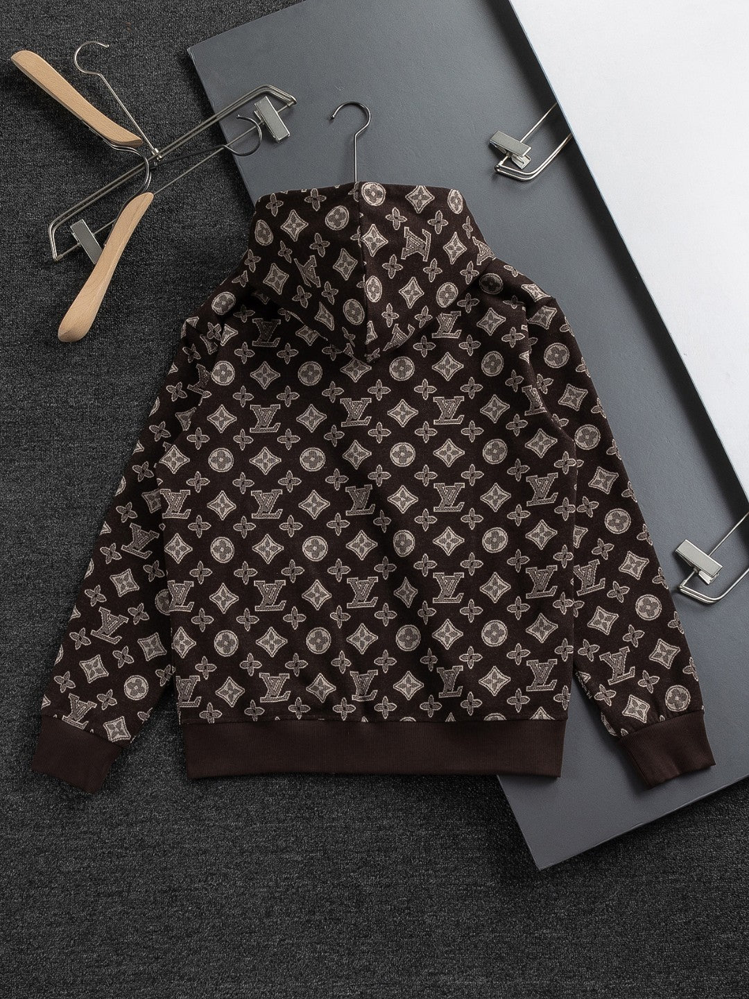 Premium Jacquard Clover Hoodie – Heavyweight Cotton | Unisex Fall/Winter Collection