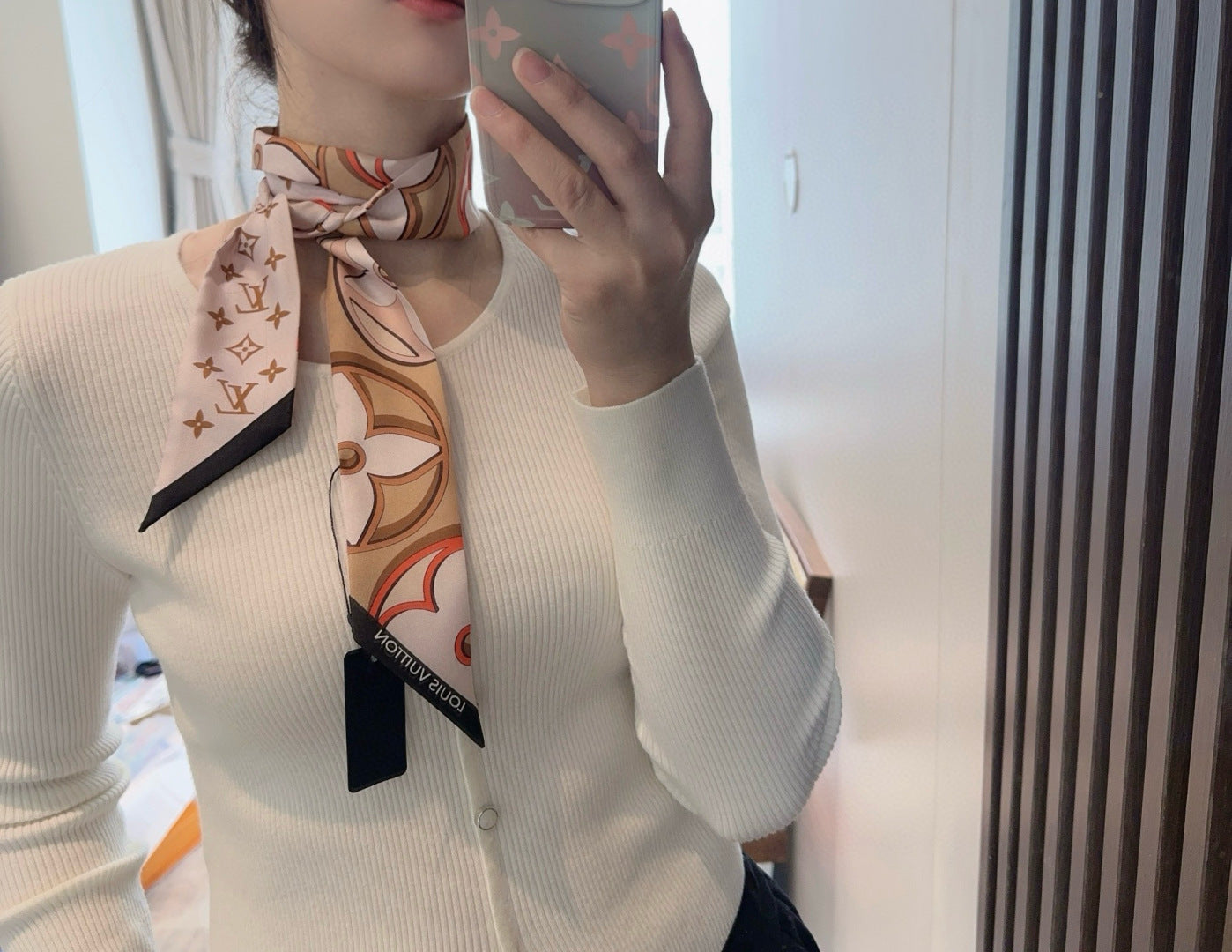 Premium Silk Twilly Scarf – Black & White Floral