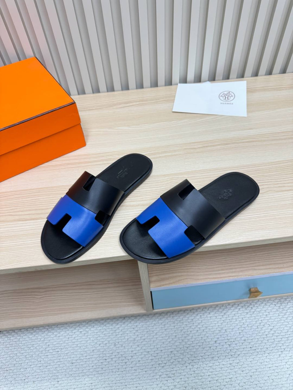 Classic H Slide Sandals – Leather Flat Slides