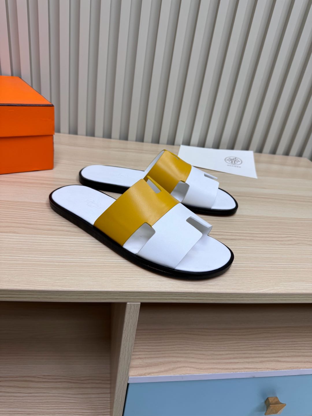 Classic H Slide Sandals – Leather Flat Slides