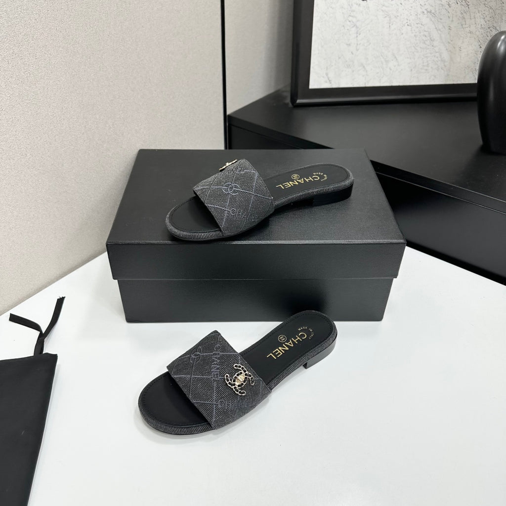 Denim Platform Sandals – Spring/Summer 2026