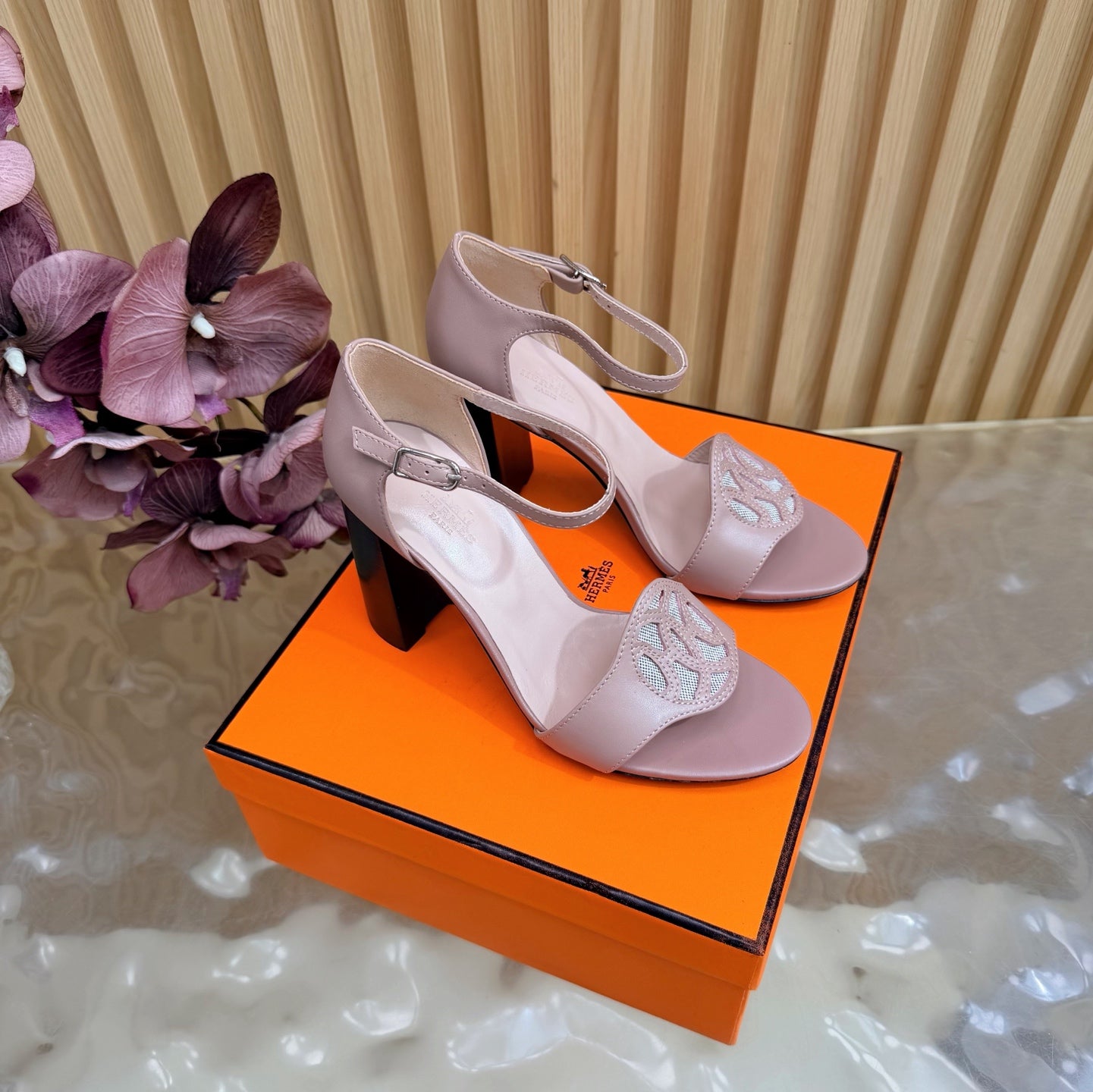 Roman Heel Leather Sandals | Vintage Elegant Block Heel Sandals