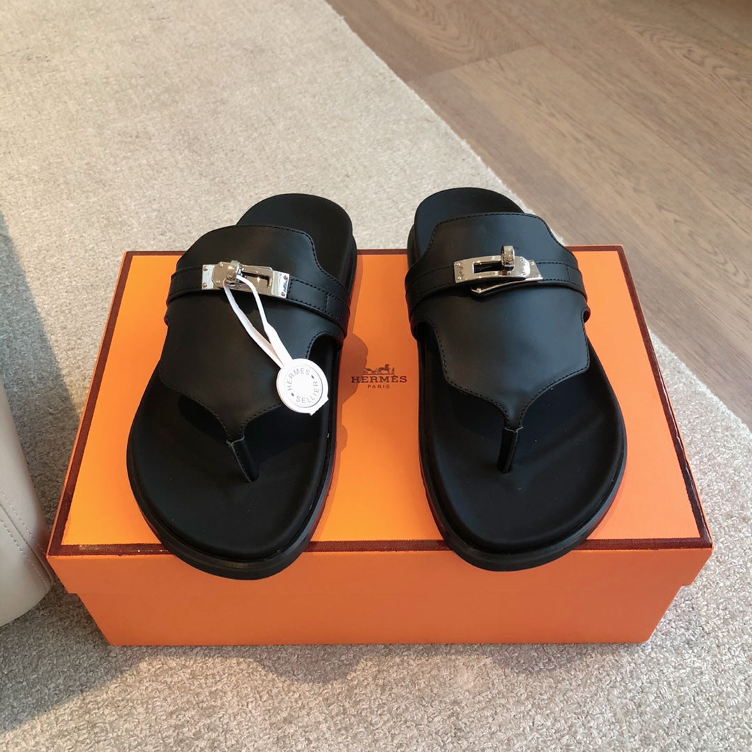 Éclair-Inspired Slide Sandals