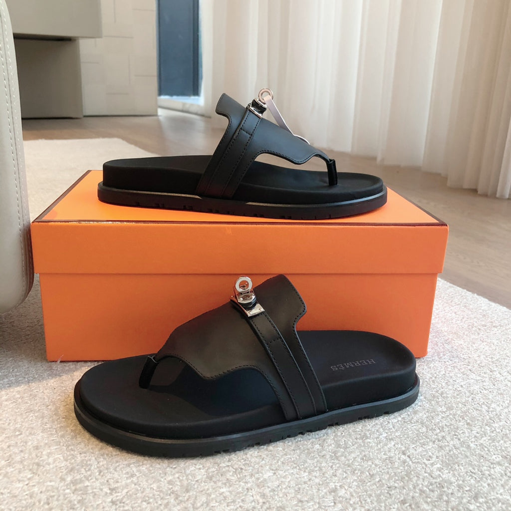 Éclair-Inspired Slide Sandals