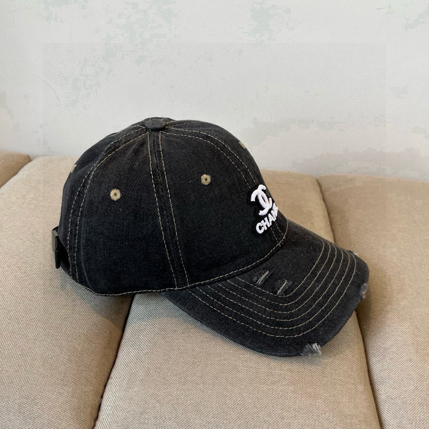 Unisex Denim Baseball Cap – Spring/Summer 2025