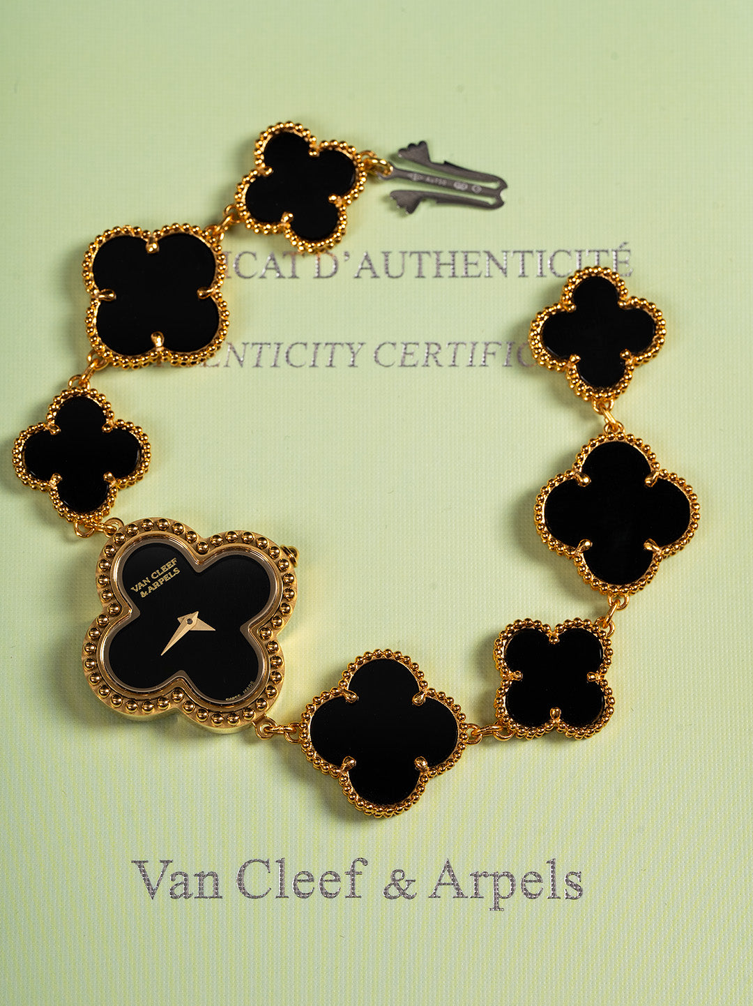 Luxury Clover-Inspired Chain Watch