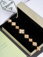 Luxury Clover-Inspired Chain Watch