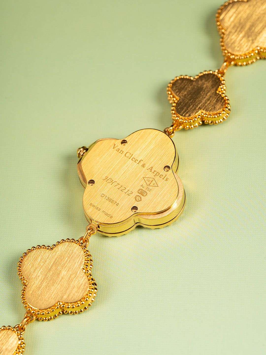 Luxury Clover-Inspired Chain Watch
