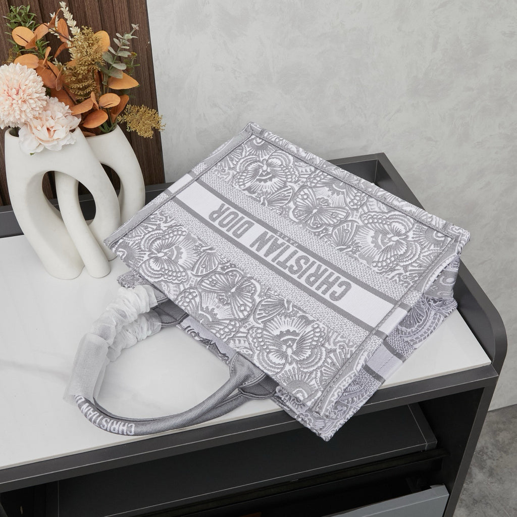 D Book Tote ( Gray Butterfly )