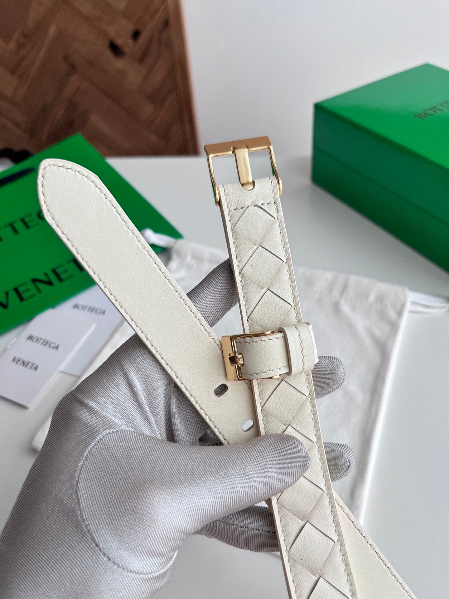 2025 New Woven Leather Belt — Small Grid Hand-Weave Design