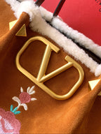 New Embroidered Leather Shopping Bag with Fur Details
