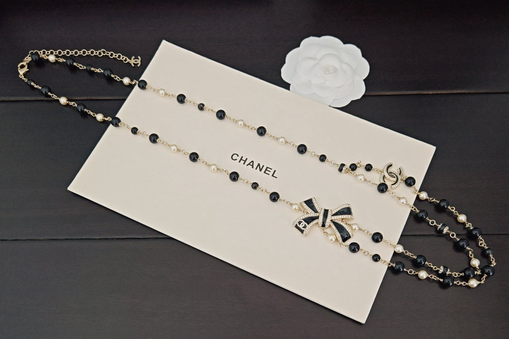 Elegant Black Bow Double-Layer Waist Chain ✨🖤
