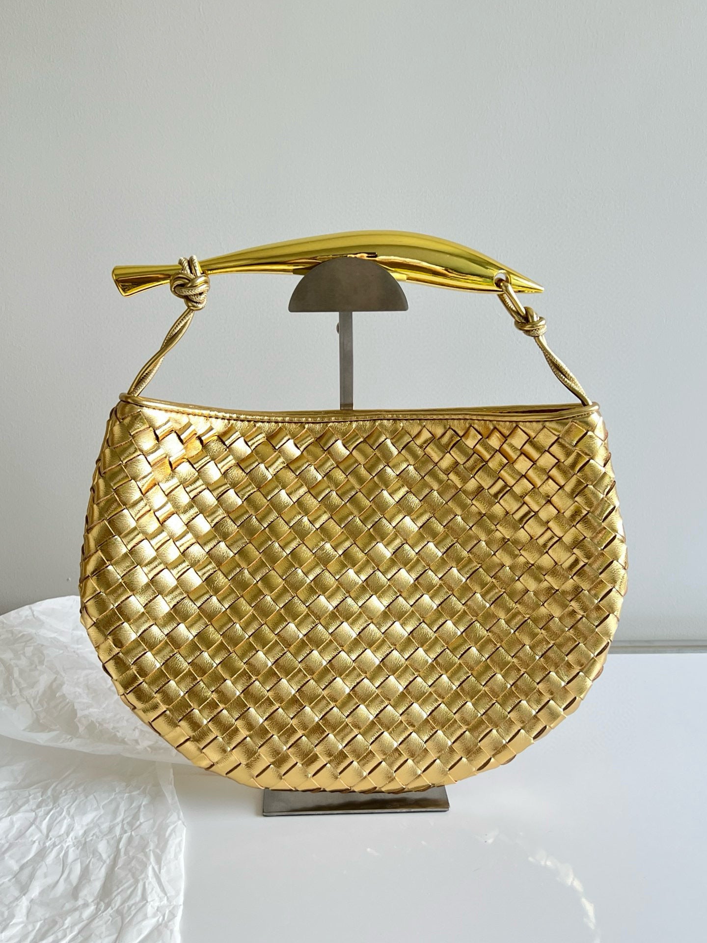Winter New Arrival | Sardine Metal Handle Clutch