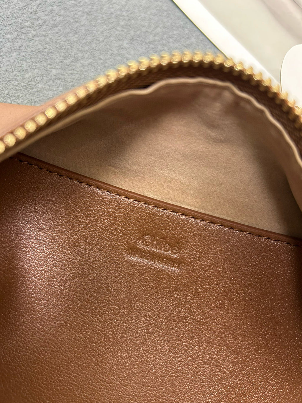 Crossbody & Shoulder Leather Bag