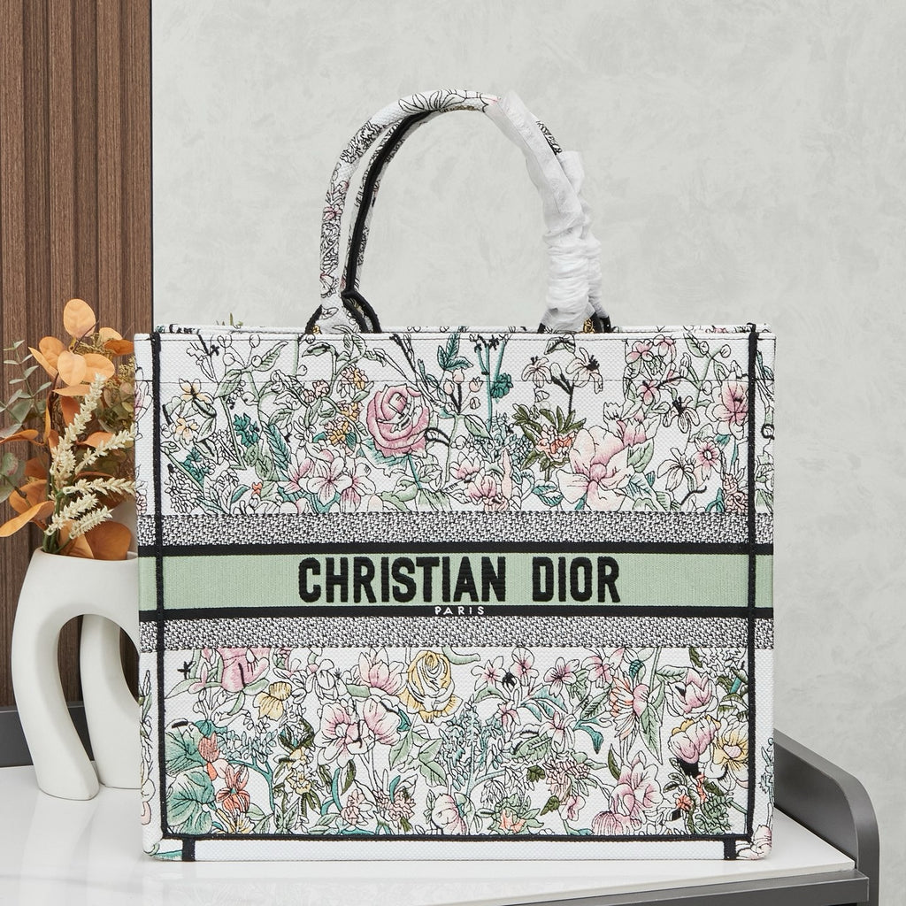 D Book Tote ( Fluorescent green rose )