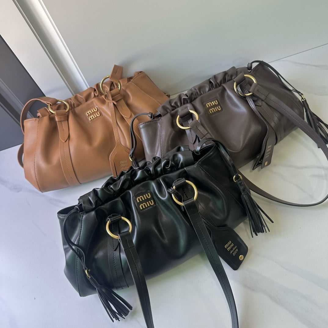 Vintage-Inspired Shoulder Bag