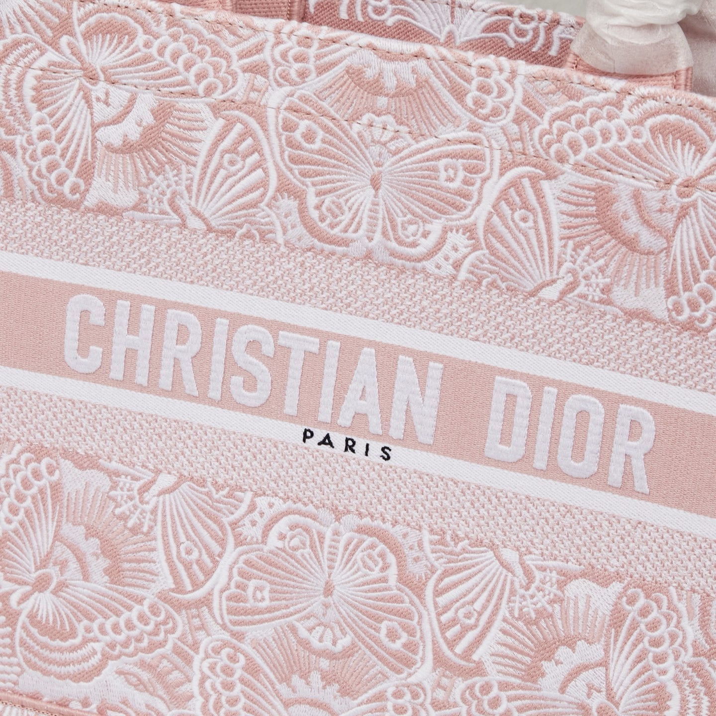 D Book Tote ( Light pink butterfly )