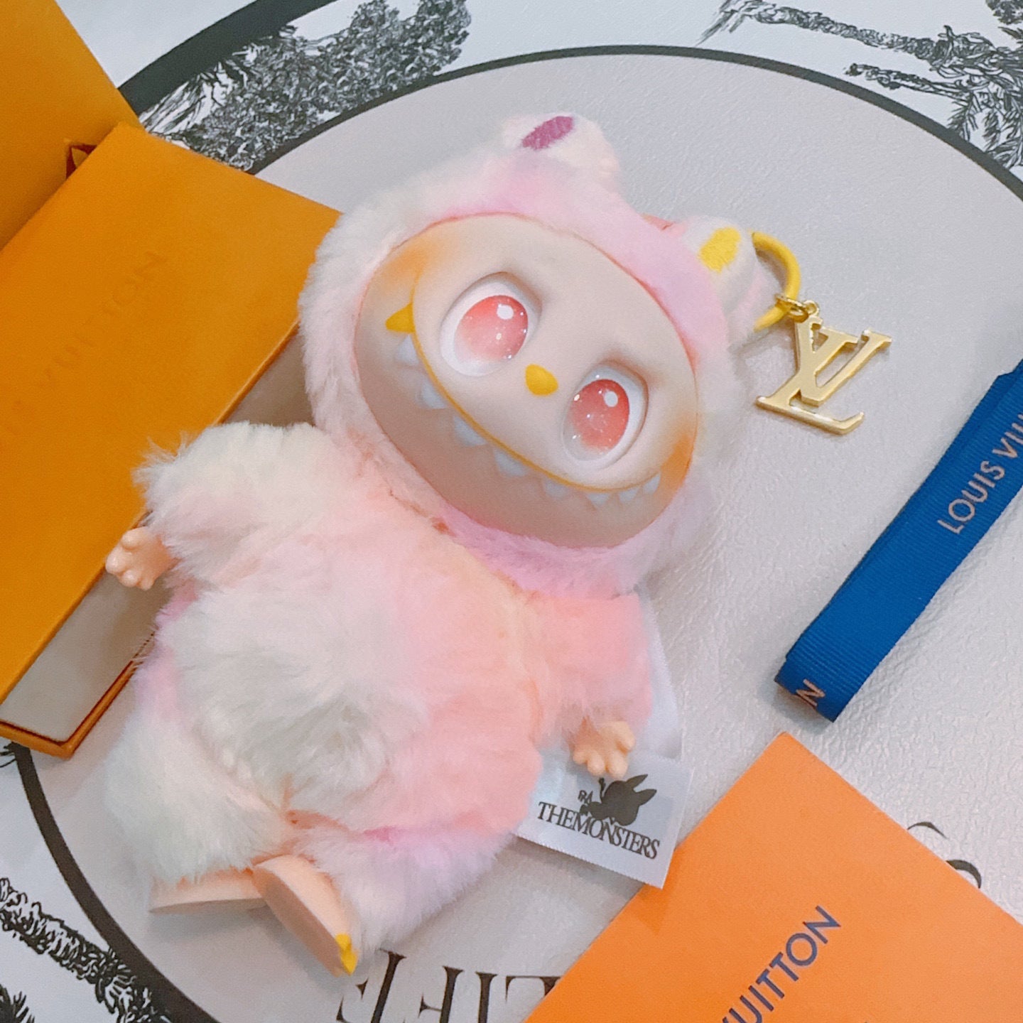 LABBU Lucky Collectible Doll – Version 3.0