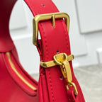 Full-Grain Leather Shoulder Bag – Minimal Chic