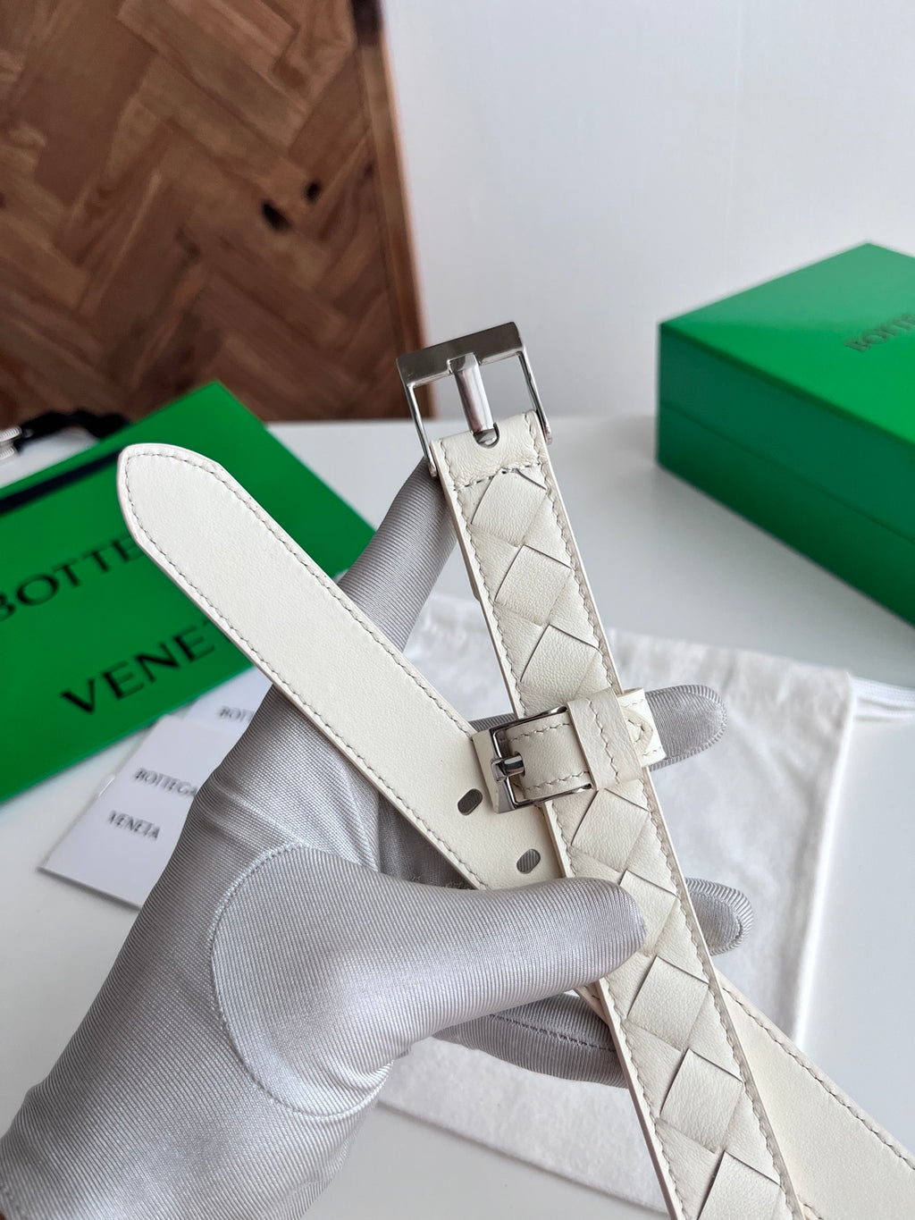 2025 New Woven Leather Belt — Small Grid Hand-Weave Design