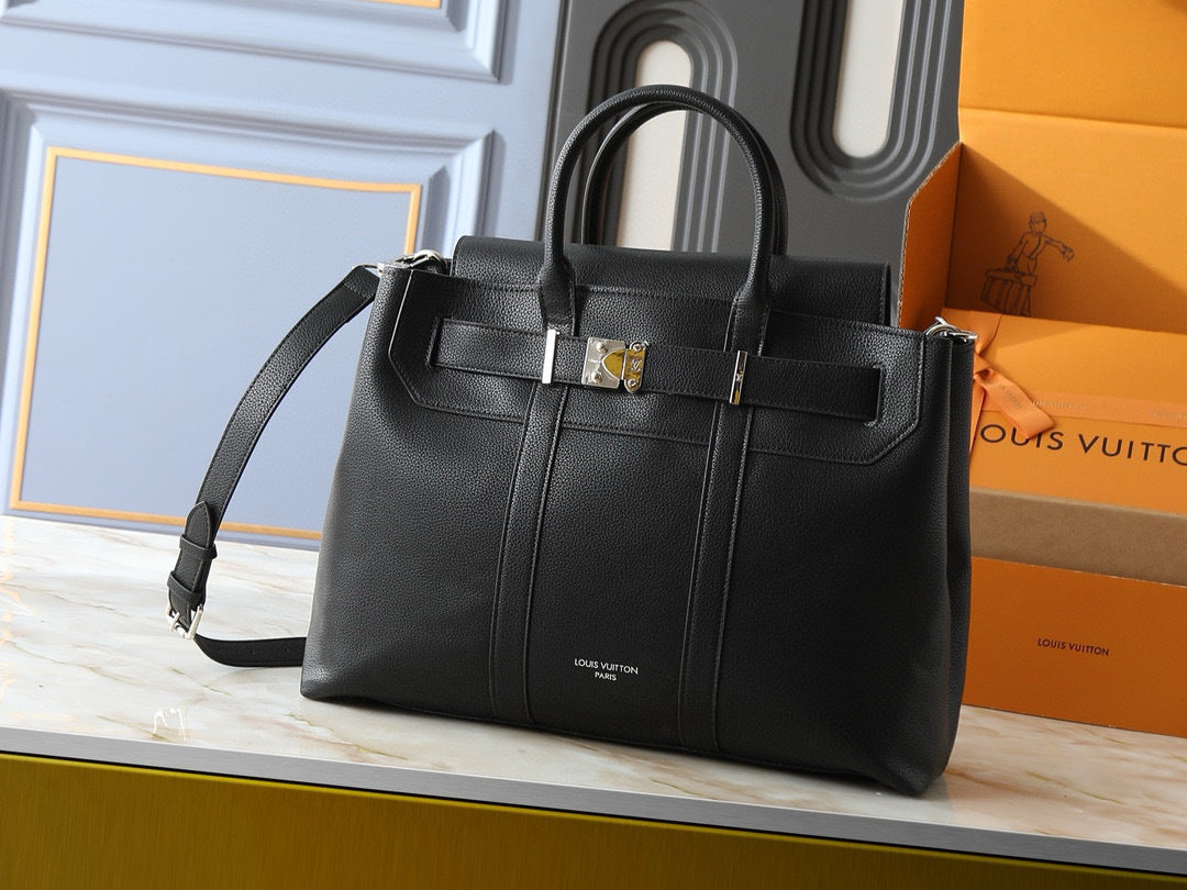 Georges Medium Tote Bag