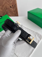 2025 New Woven Leather Belt — Small Grid Hand-Weave Design