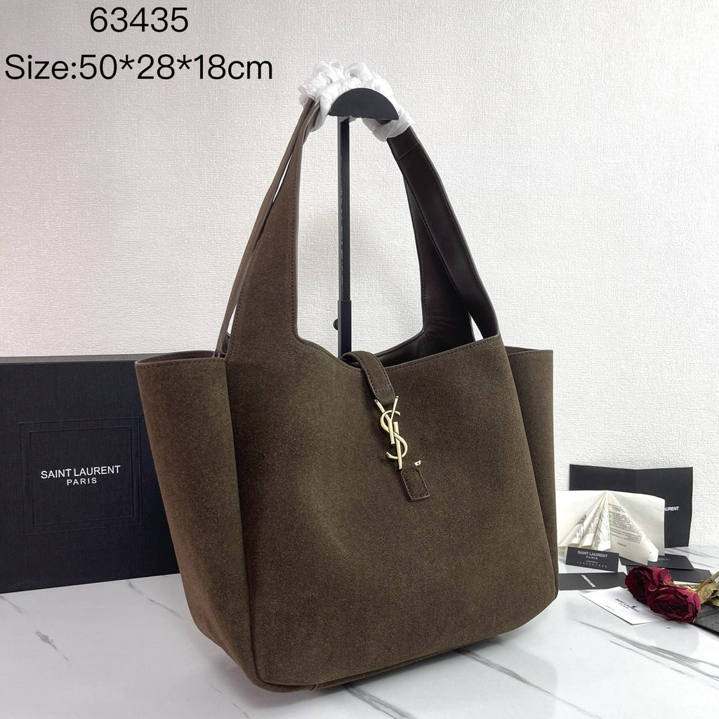 BEA High-Quality Leather Hobo Bag