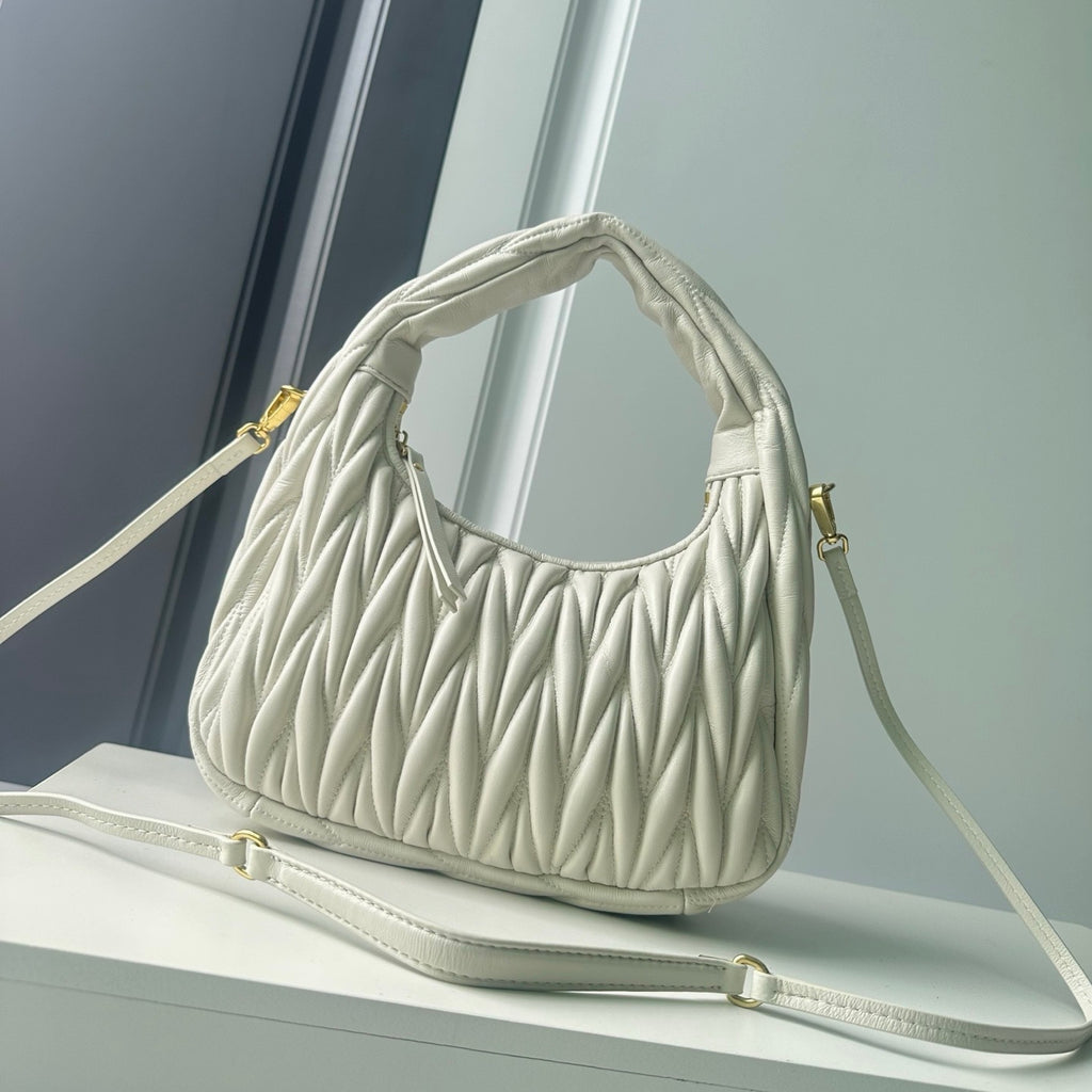 Medium Quilted Leather Handbag – Matelassé Texture, 29cm