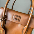 Vintage-Inspired Top Handle Bag – Dual-Flap Design