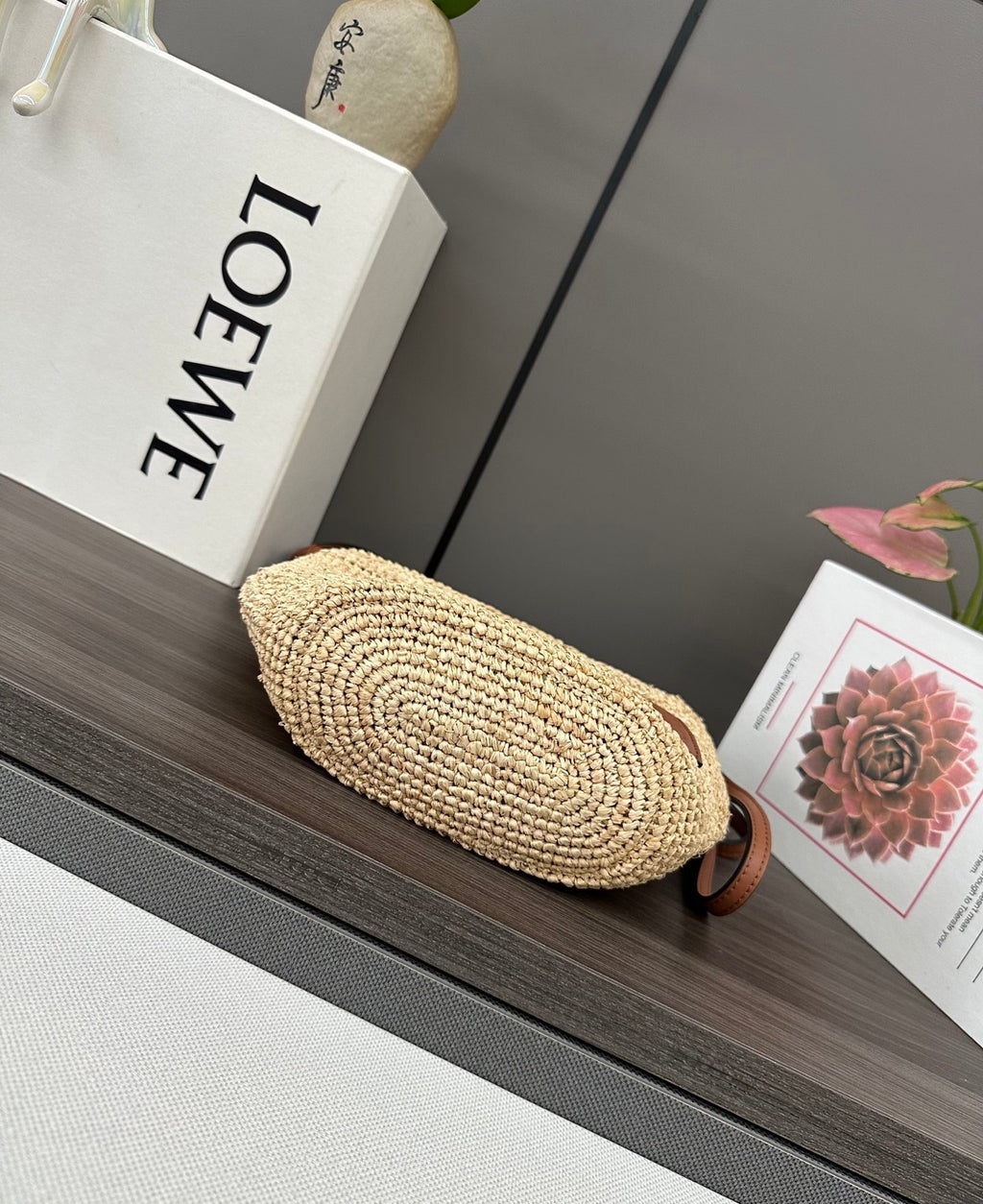 Premium Quality – Slit Raffia Pochette