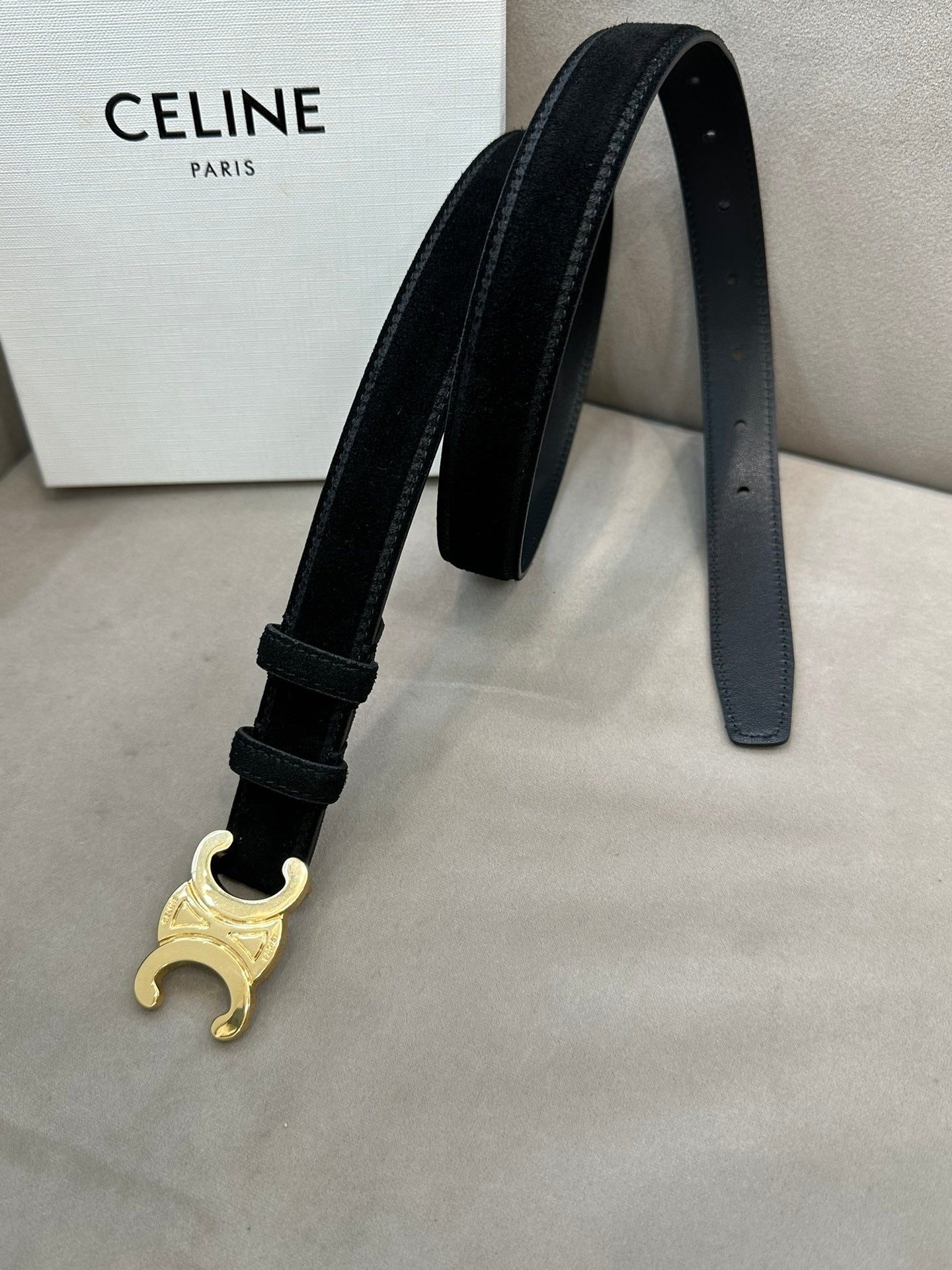 Women’s Suede-Finish Leather Belt — Vintage Inspired Metal Buckle