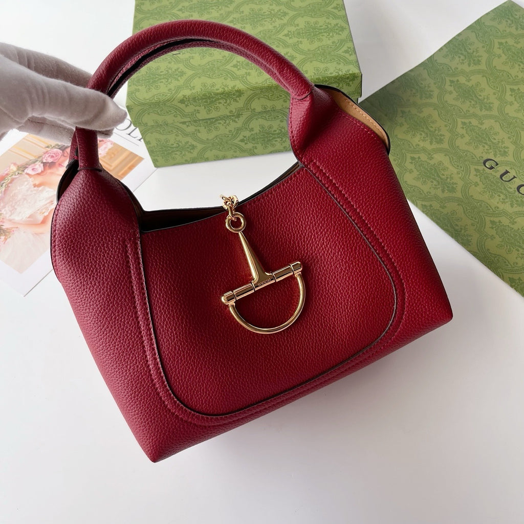 Softbit Maxi Shoulder Bag :  Medium