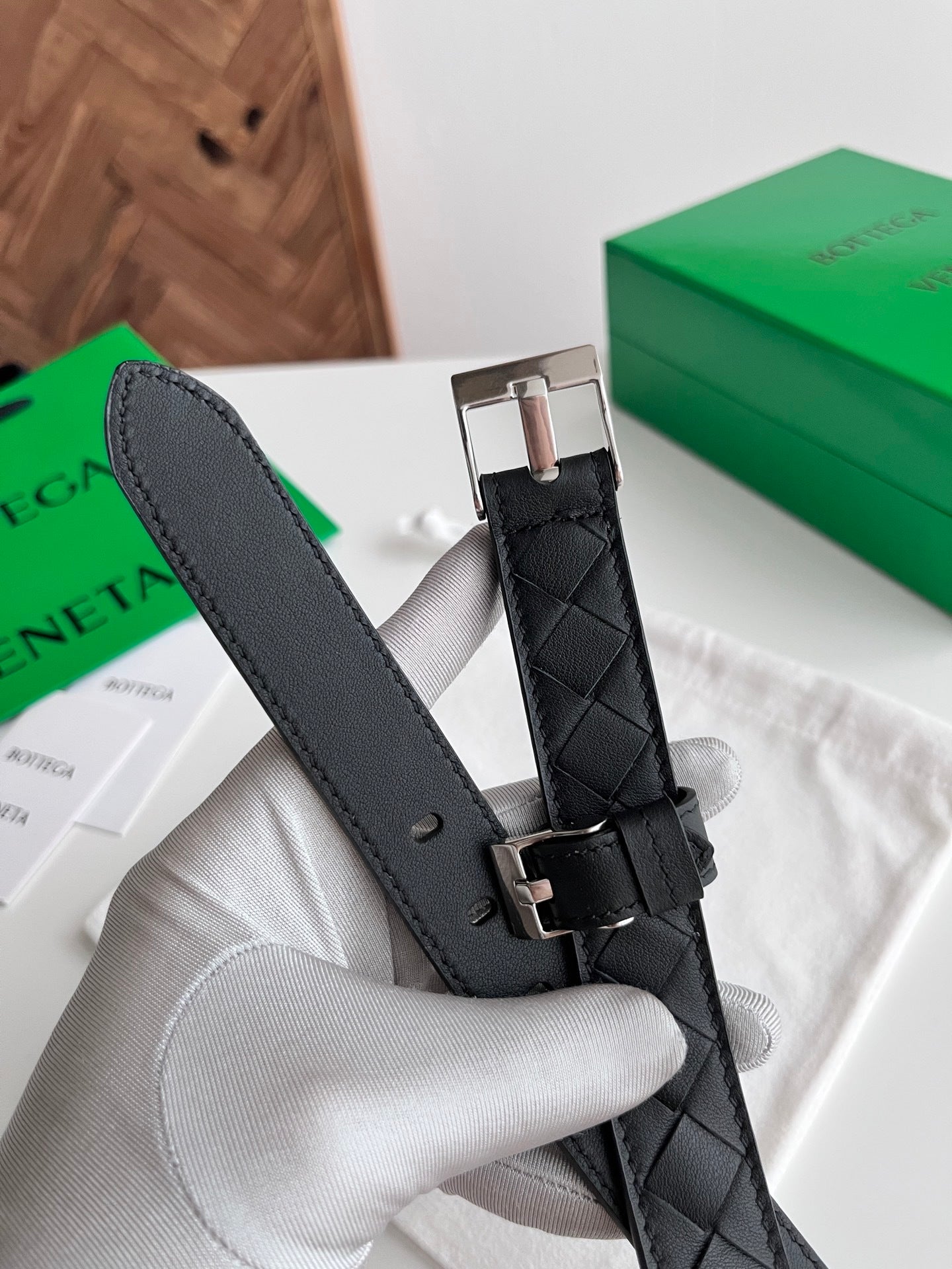 2025 New Woven Leather Belt — Small Grid Hand-Weave Design