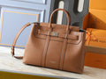 Georges Medium Tote Bag