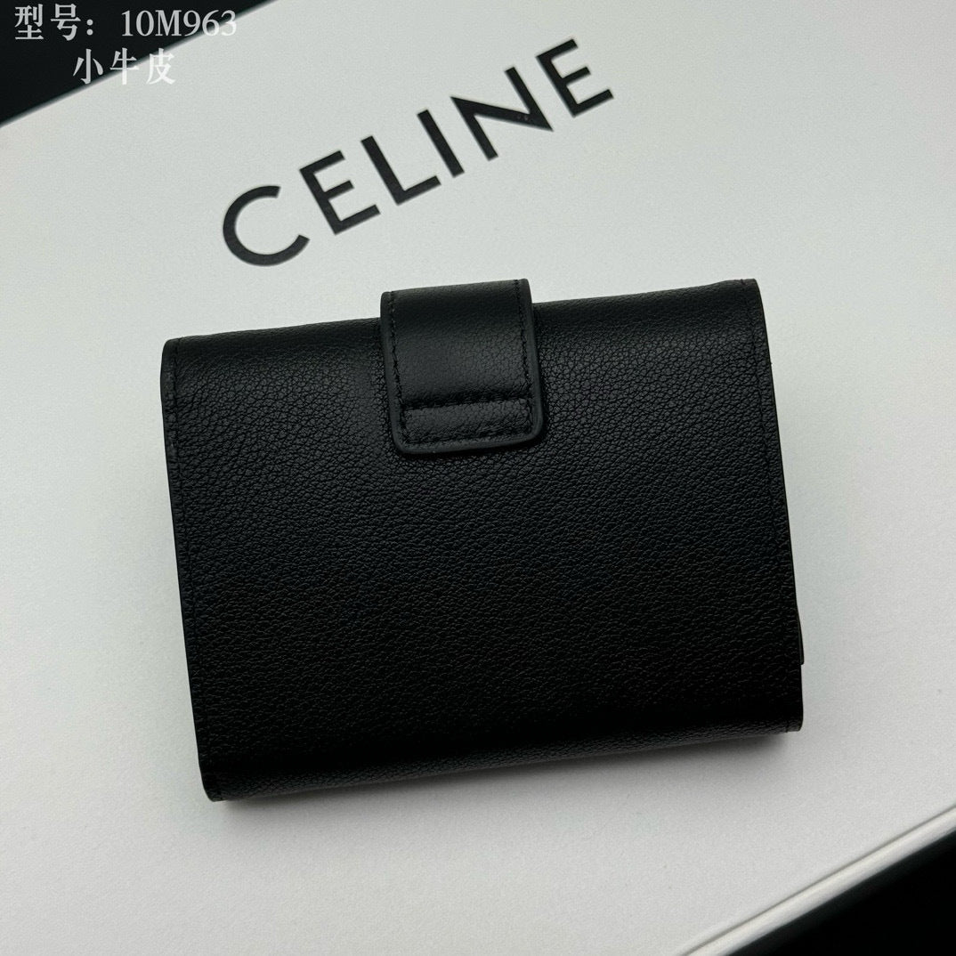 Triomphe-Style Three-Fold Leather Wallet with Metal Hardware – Premium Quality
