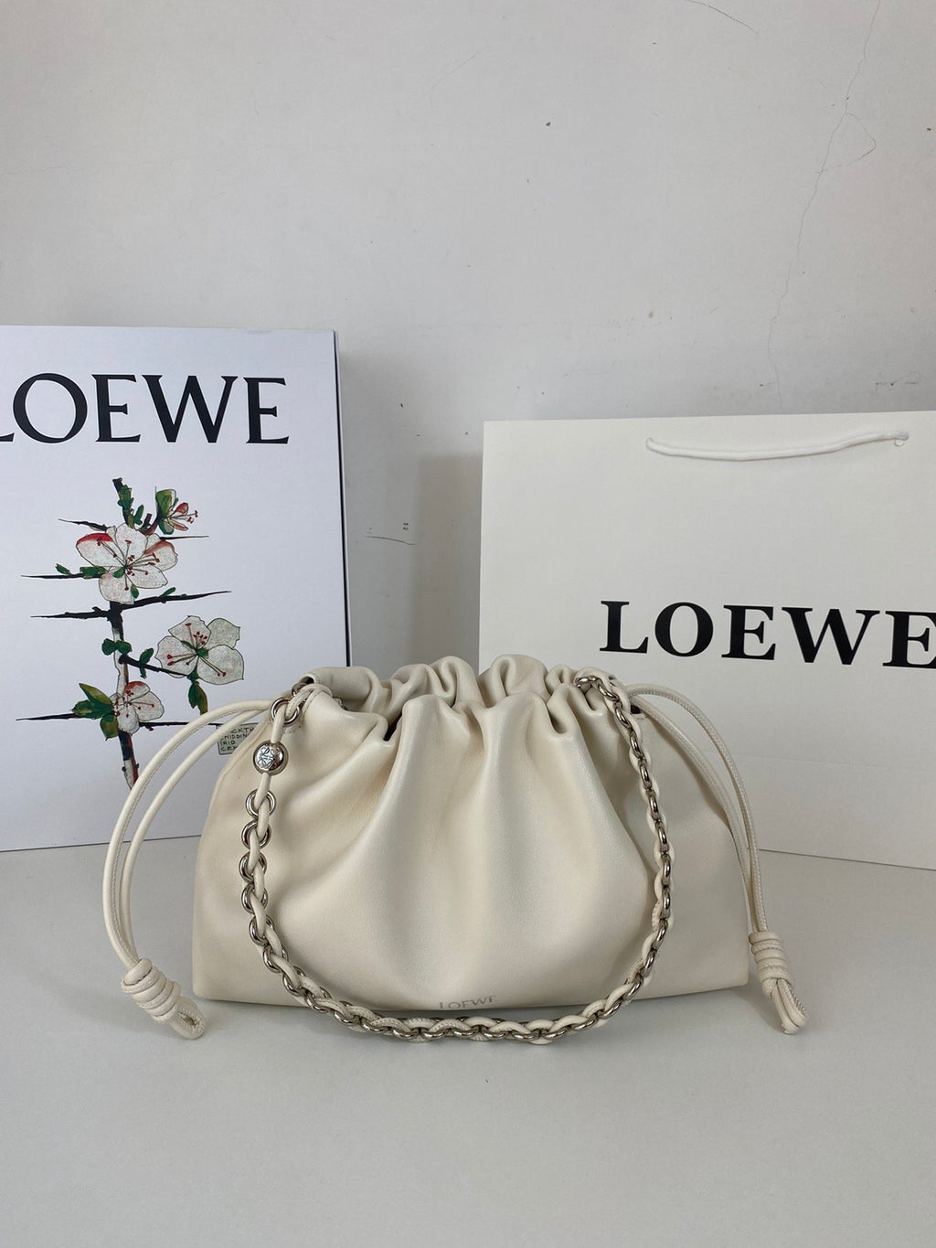 Flamenco Cloud Leather Clutch – Soft Nappa, 30cm