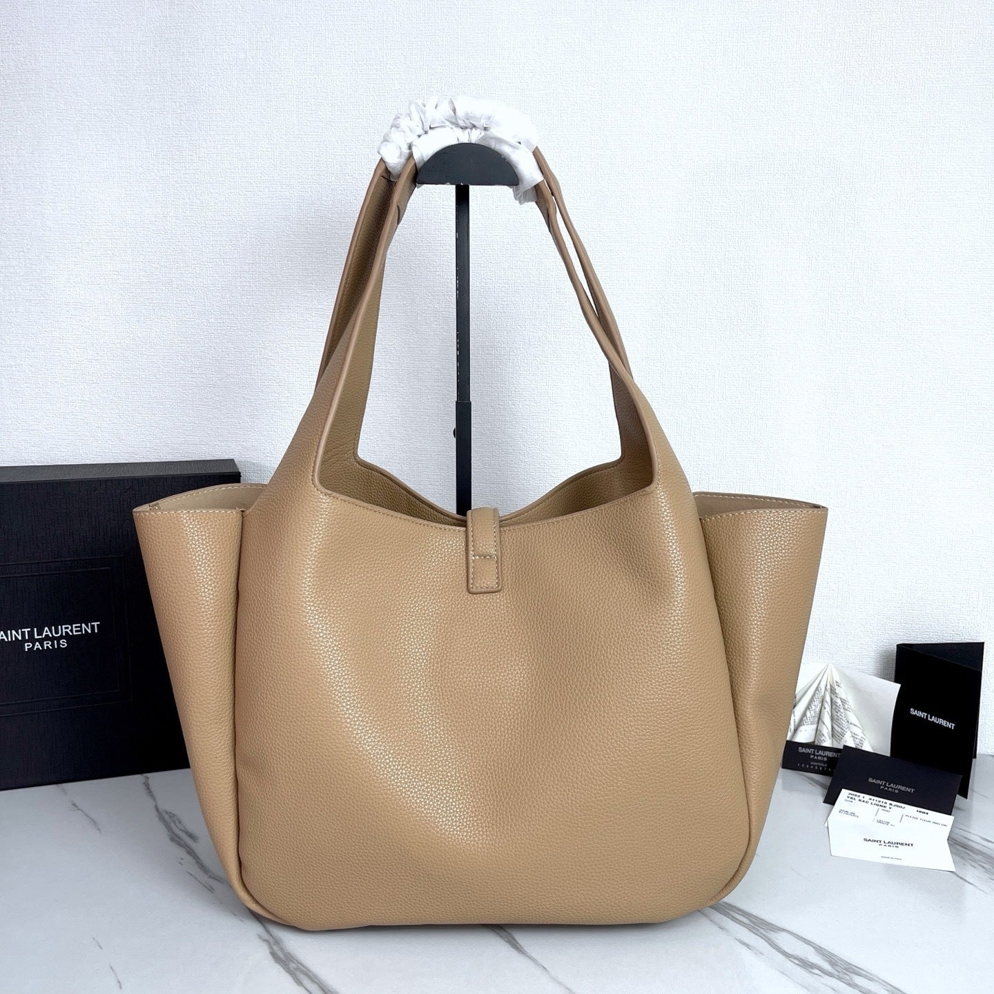 BEA High-Quality Leather Hobo Bag