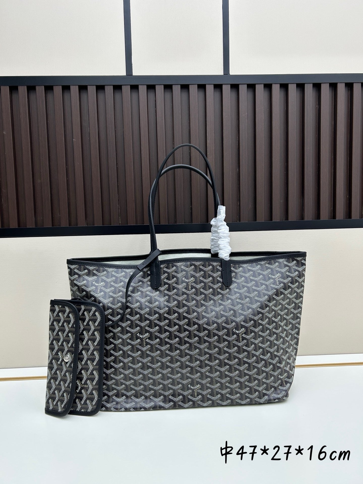 Upgraded Classic Triangle Pattern Tote.