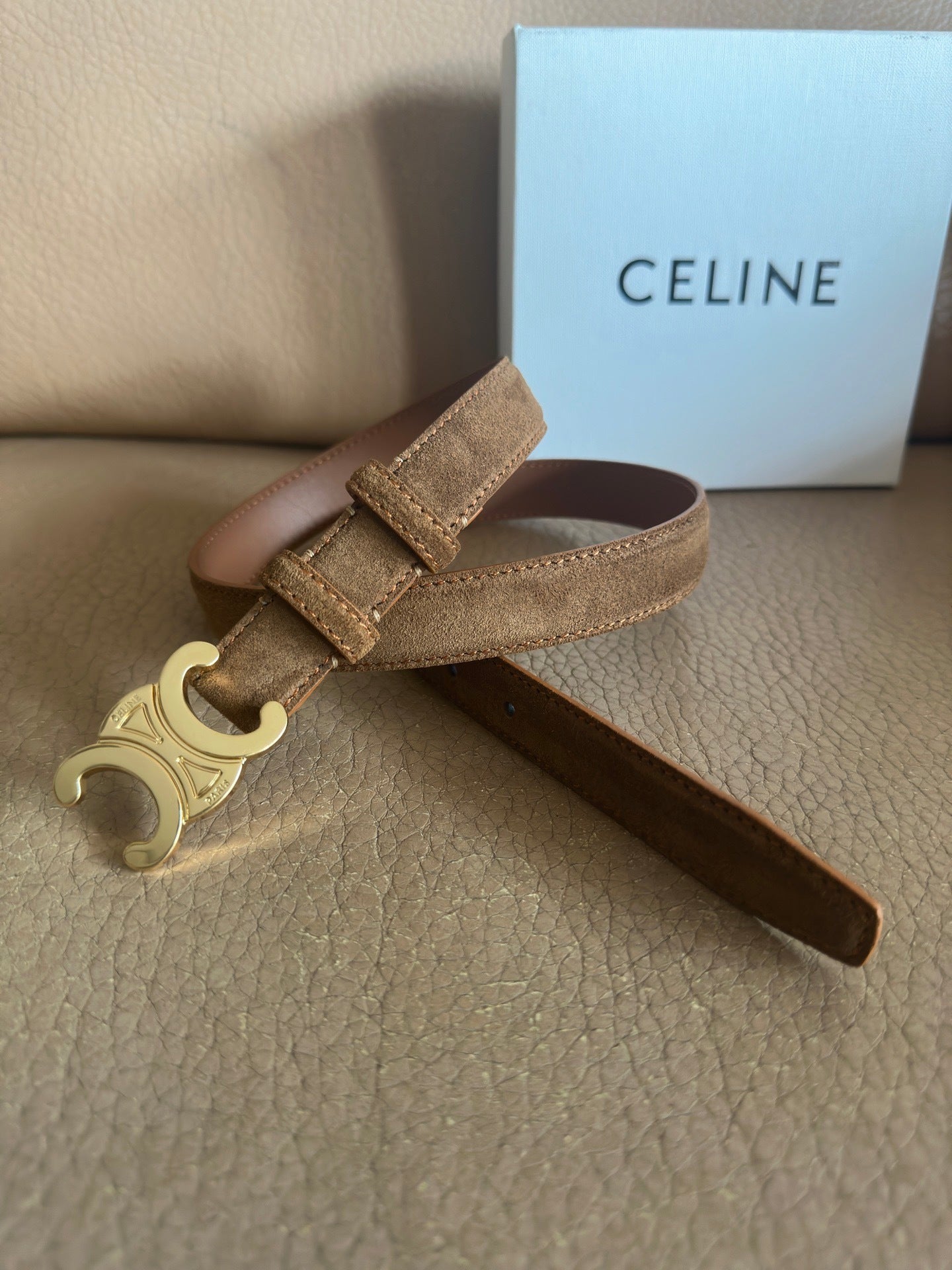 Women’s Suede-Finish Leather Belt — Vintage Inspired Metal Buckle