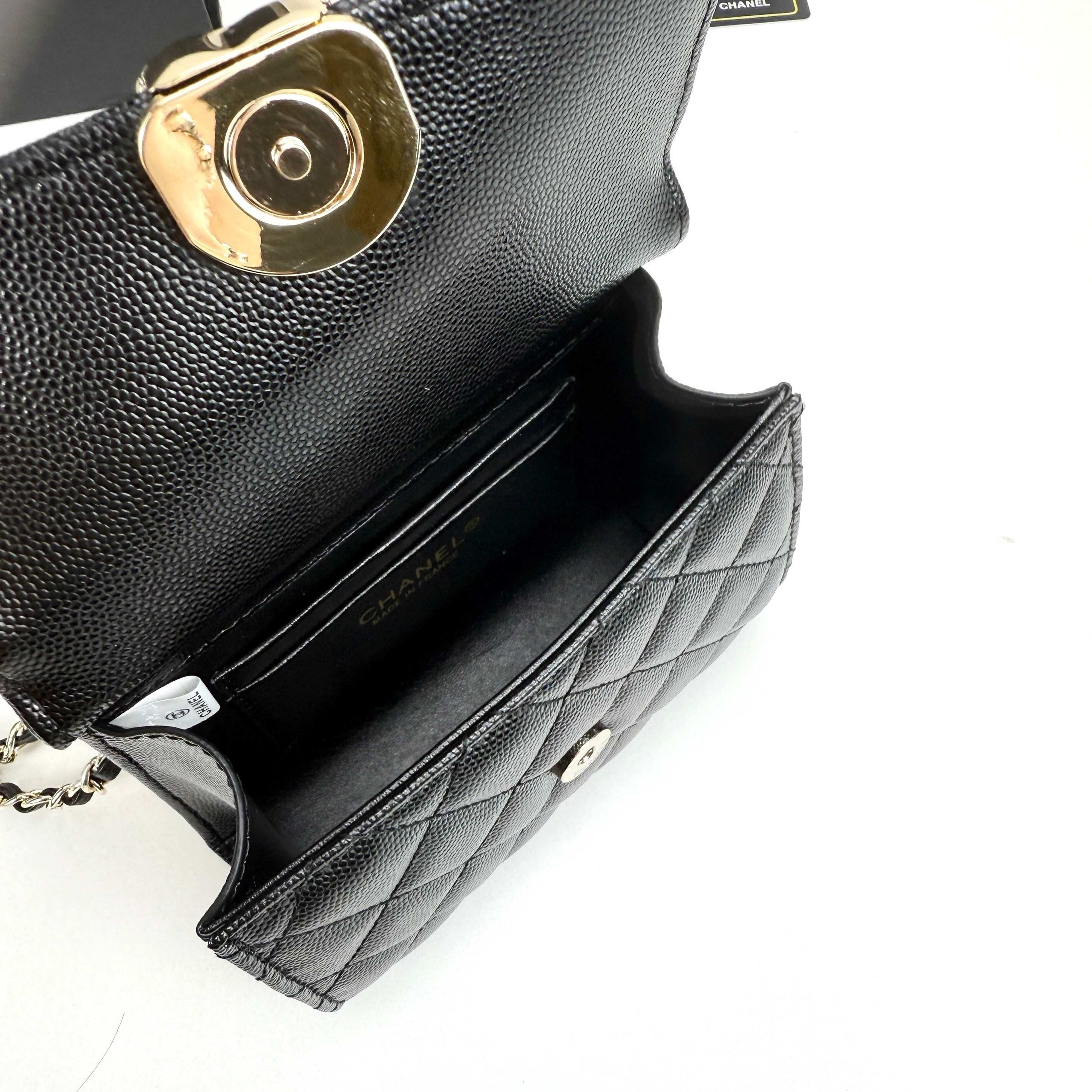 25S Vertical Mini Kelly-Style Bag