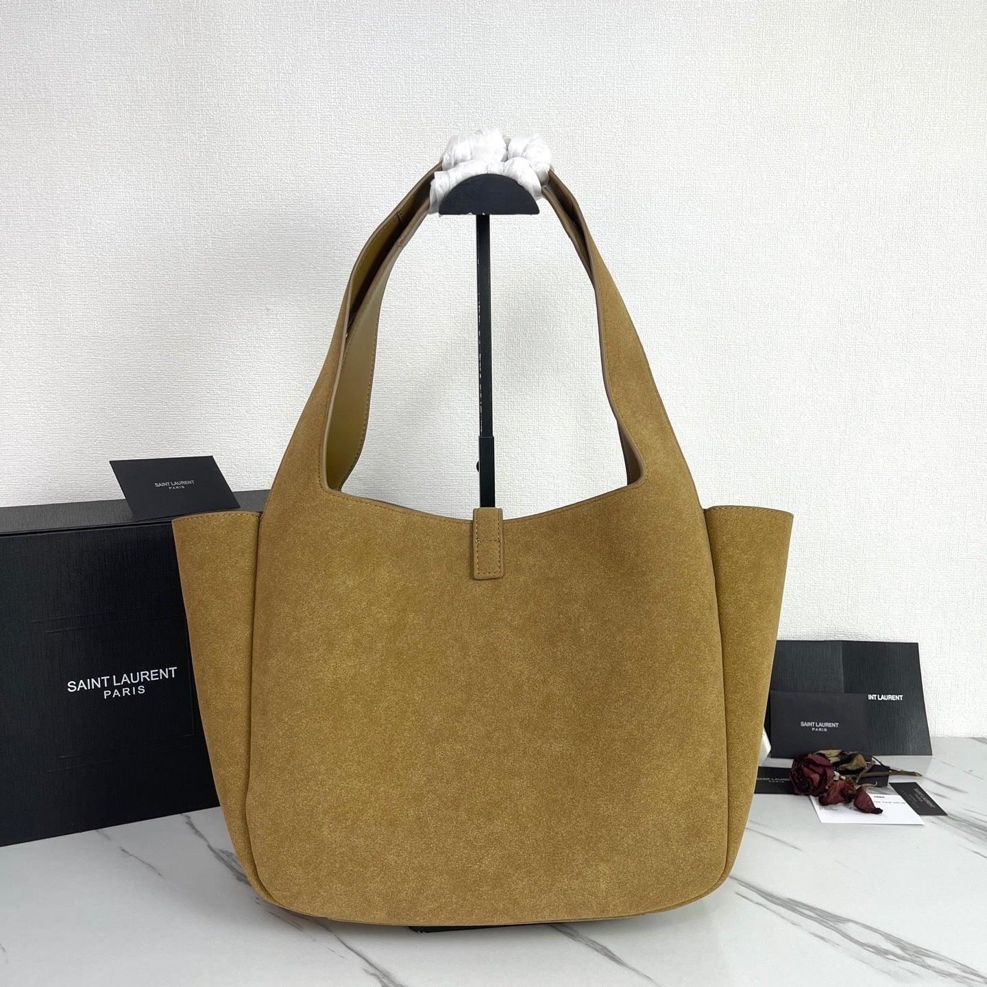 BEA High-Quality Leather Hobo Bag