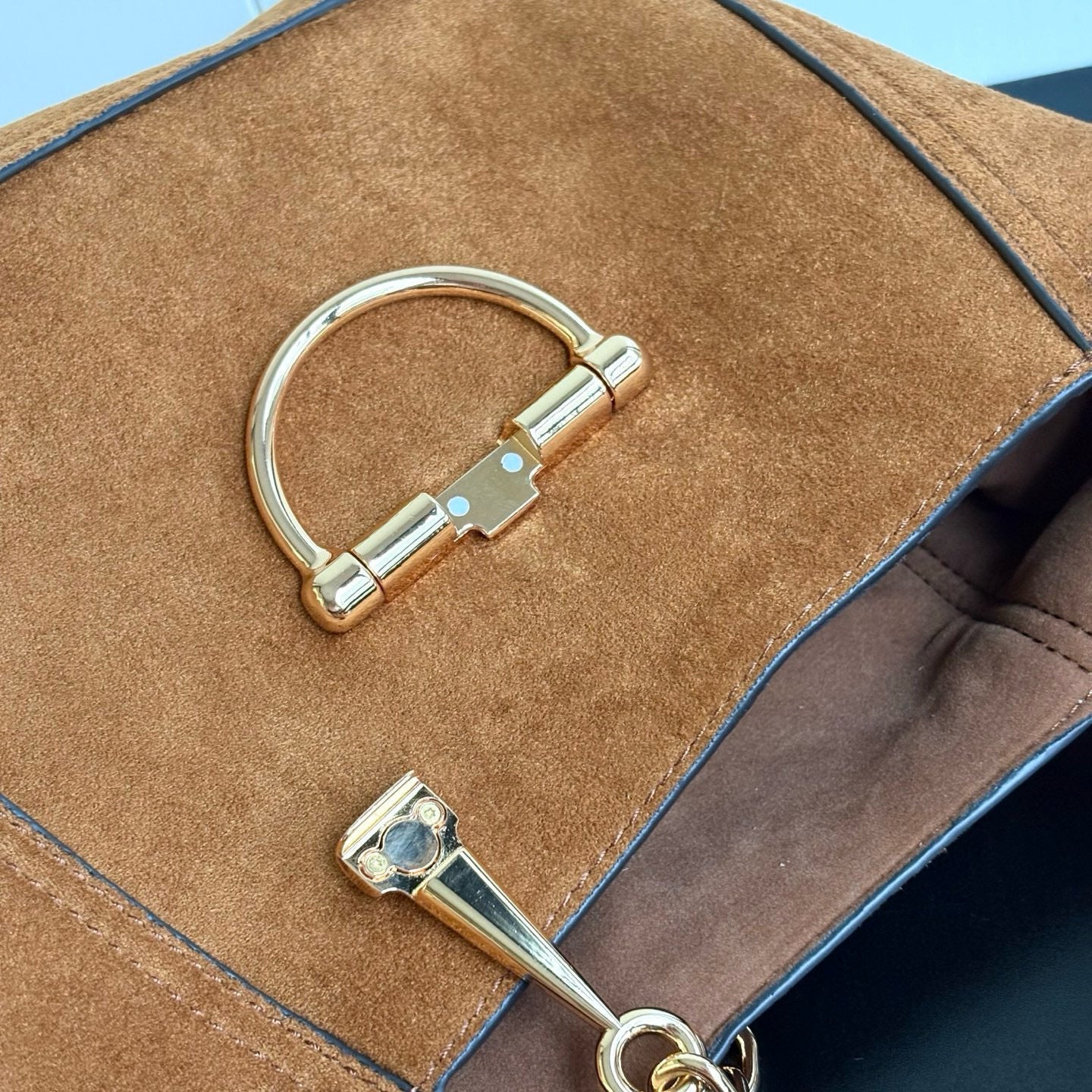Maxi Suede Shoulder Bag :  Medium