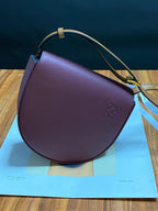 Compact Two-Tone Leather Shoulder Bag – Adjustable Strap, 17.8cm