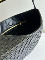 Winter New Arrival | Sardine Metal Handle Clutch